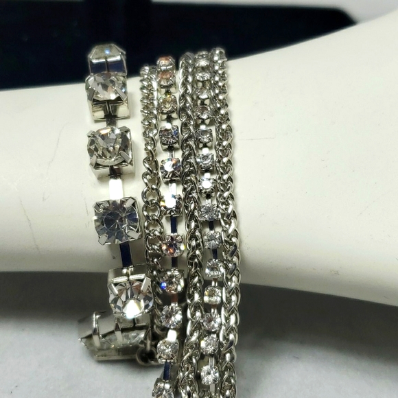 Isaac Mizrahi 4 strand silver rhinestone bracelet - Picture 5 of 5